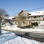 Am Rueckerlhof Apartman *